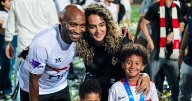 احتفال مزدوج في استاد القاهرة: الزمالك يرفع كأس مصر مع العائلة