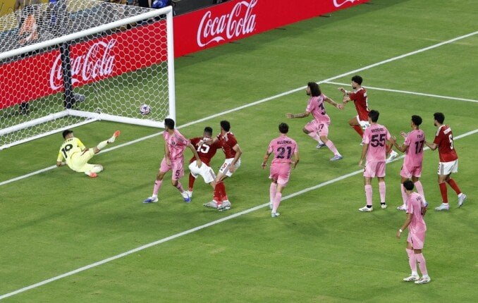 الأهلي يخوض تعادل مثير أمام إنتر ميامي في بداية كأس العالم للأندية