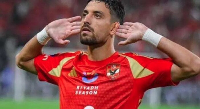 الأهلي يفتقد طاهر محمد طاهر في مواجهتي بالميراس وبورتو