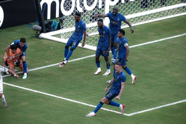 الهلال يحطم رقم ريال مدريد بعد ربع قرن من الانتظارات