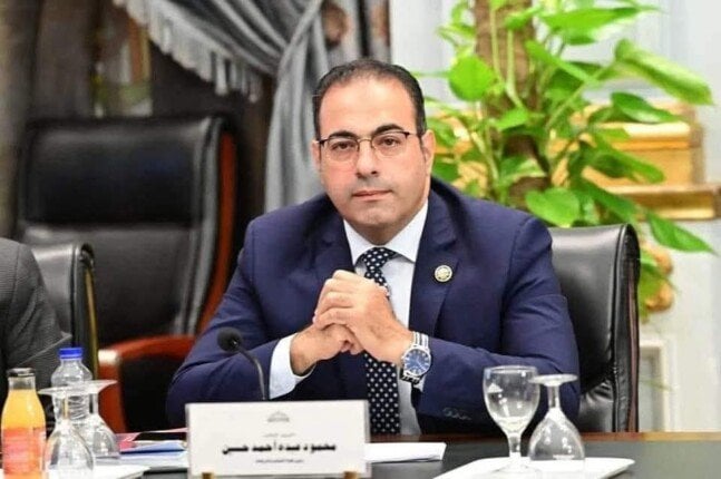 رئيس لجنة الشباب والرياضة يتفقد بعثة الأهلي بأمريكا للاطمئنان على استعداداتها