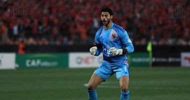 محمد الشناوي: الداعم الرئيسي لنجوم الأهلي في مواجهة بالميراس