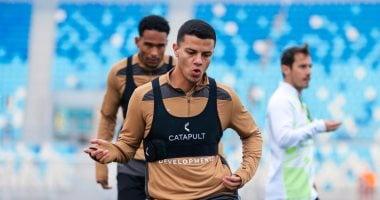 محمد شحاتة يدرس عرض الانتقال من الزمالك