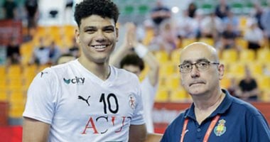 محمد عماد أوكا يتألق وينقض على لقب أفضل لاعب في مواجهة شباب اليد ضد إسبانيا