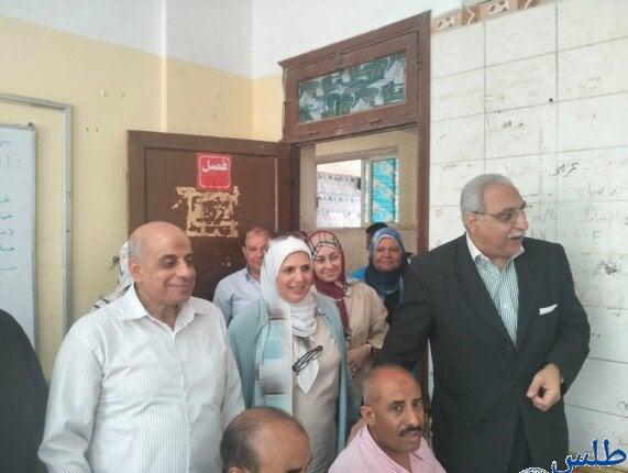 مدير تعليم القليوبية يؤكد أهمية الدقة في تصحيح امتحانات الإعدادية